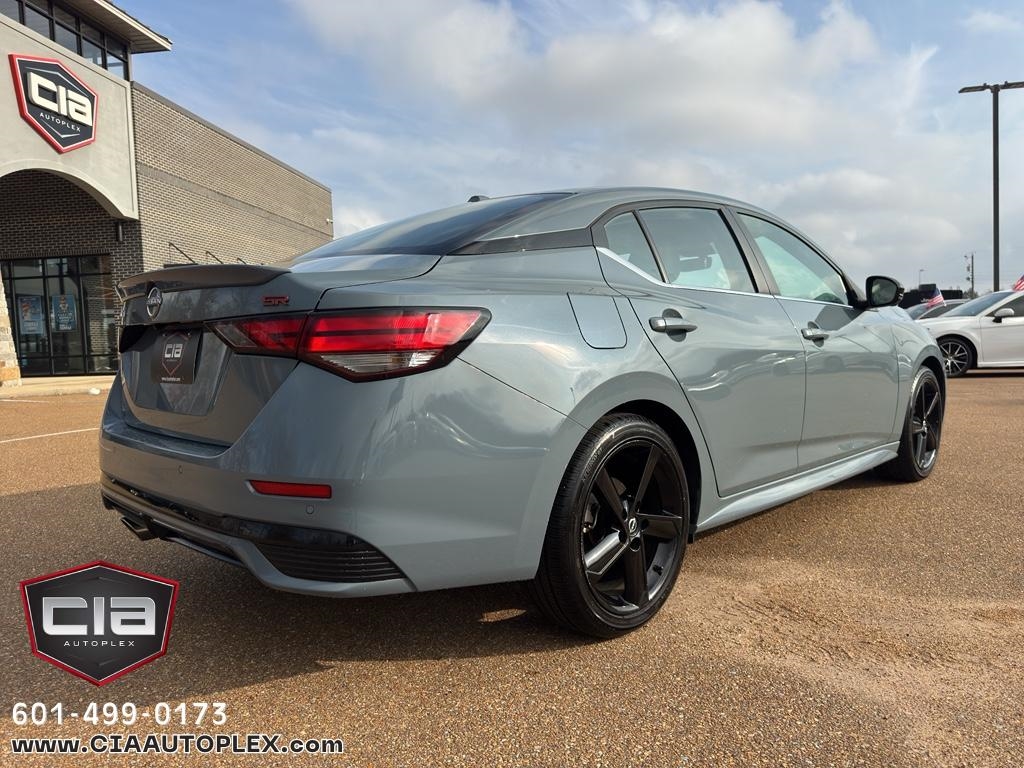 Nissan Sentra SR CVT 2024
