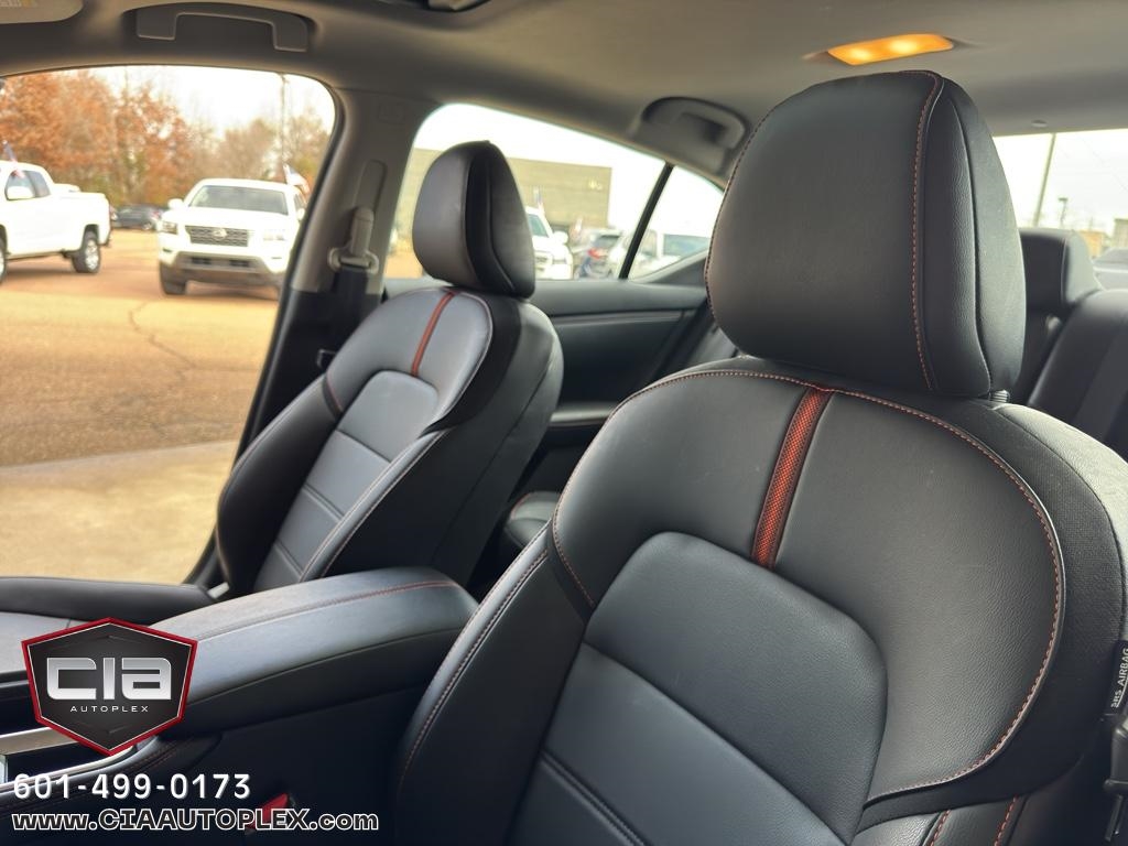 Nissan Sentra SR CVT 2024