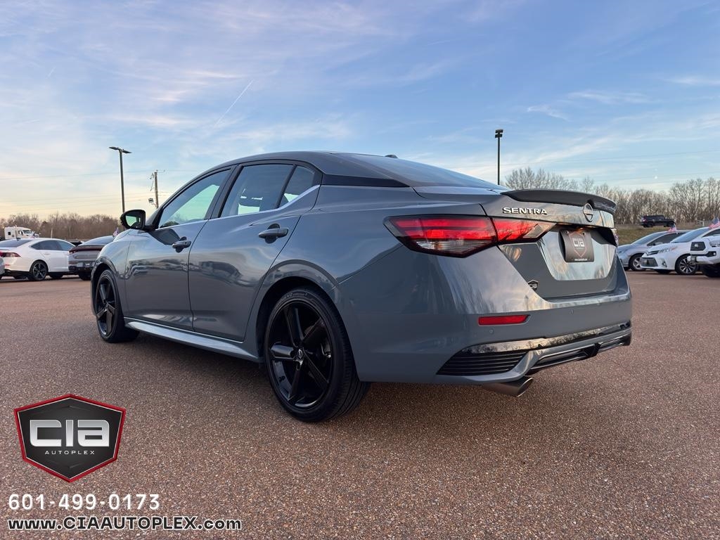 Nissan Sentra SR CVT 2024