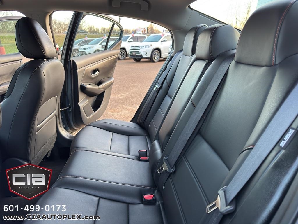 Nissan Sentra SR CVT 2024