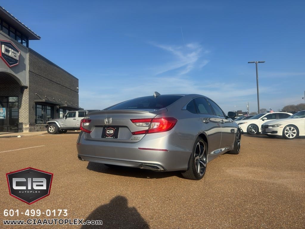 Honda Accord Sedan Sport 2.0T Auto 2019