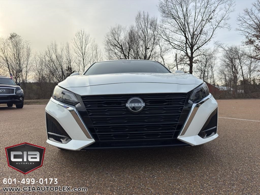 Nissan Altima 2.5 SV Sedan 2024