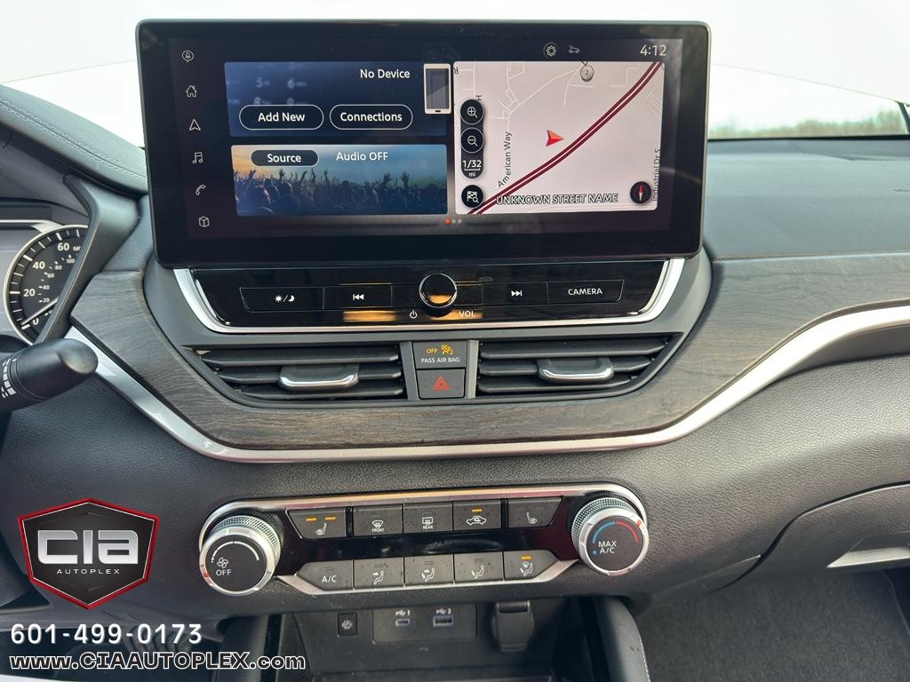 Nissan Altima 2.5 SV Sedan 2024