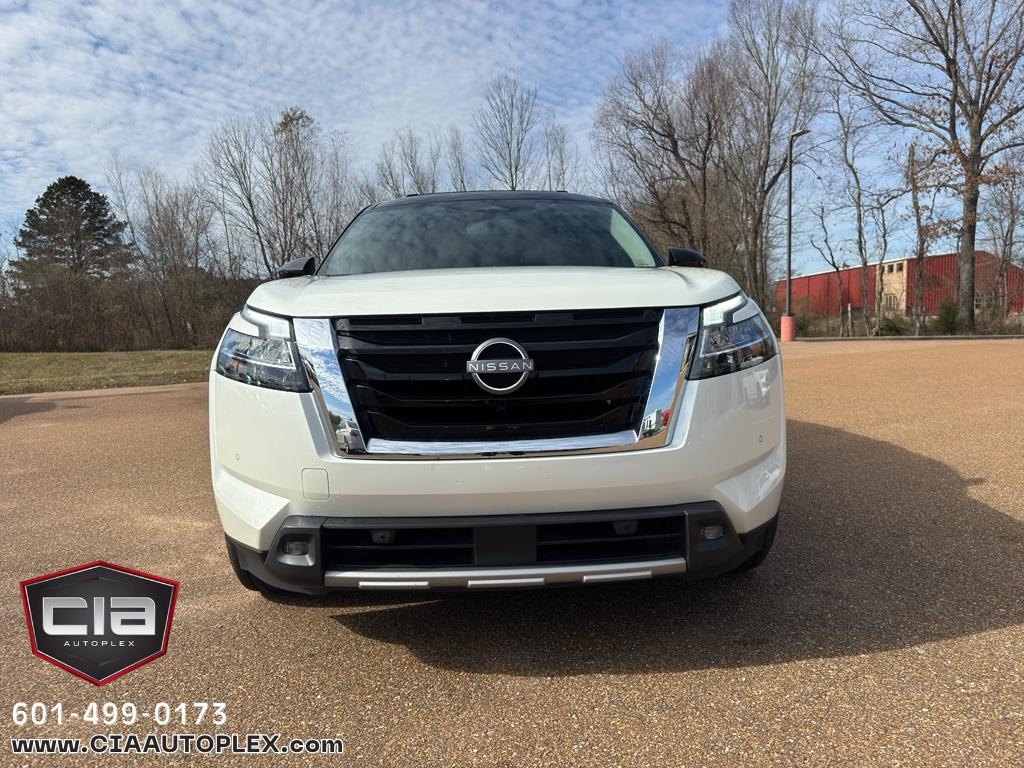 Nissan Pathfinder Platinum 2WD 2022