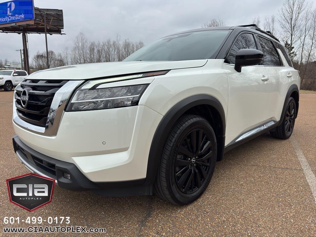 Nissan Pathfinder Platinum 2WD 2022