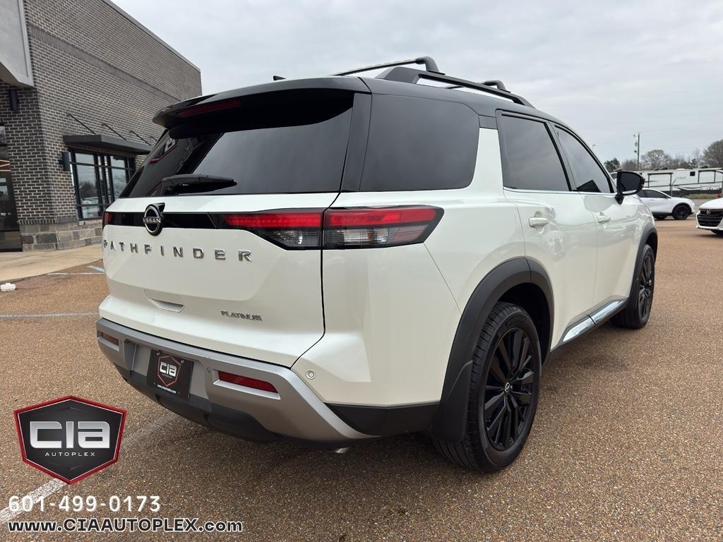 Nissan Pathfinder Platinum 2WD 2022