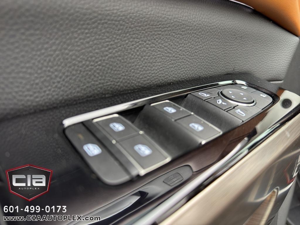 Nissan Pathfinder Platinum 2WD 2022