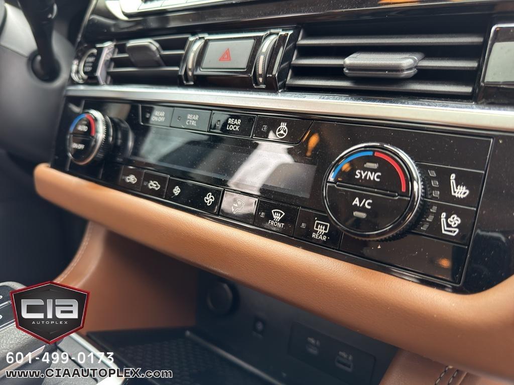 Nissan Pathfinder Platinum 2WD 2022