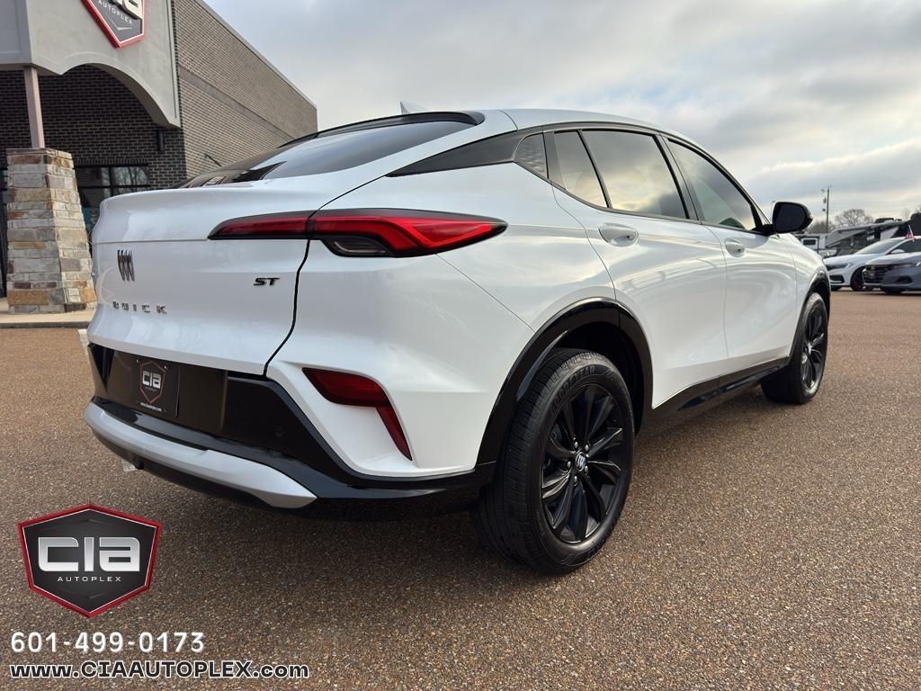 Buick Envista FWD 4dr Sport Touring 2024