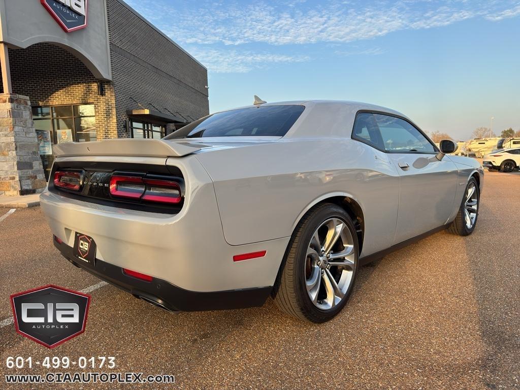 Dodge Challenger R/T RWD 2021