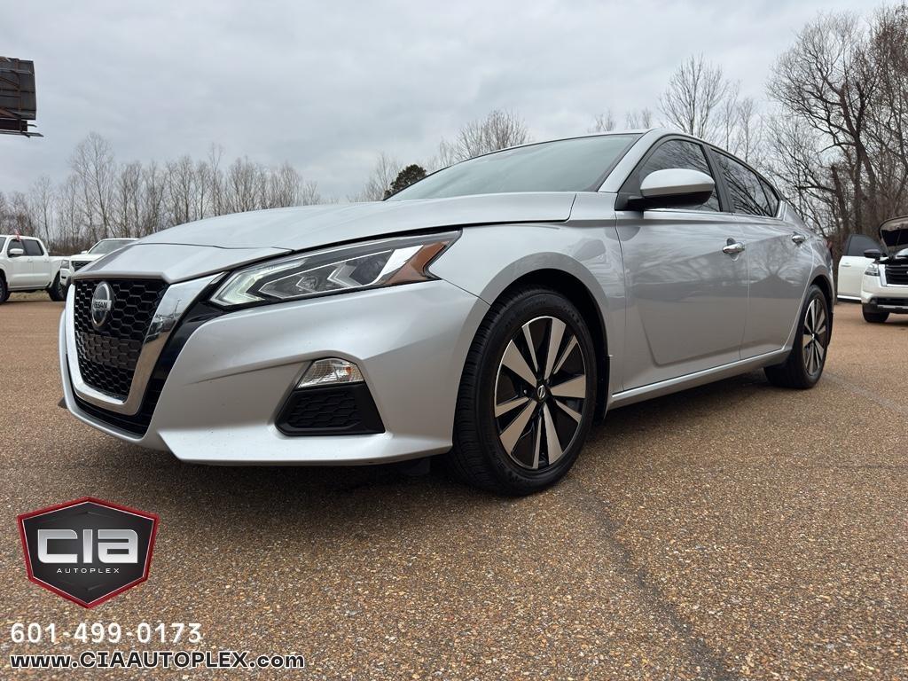 Nissan Altima 2.5 SV Sedan 2021