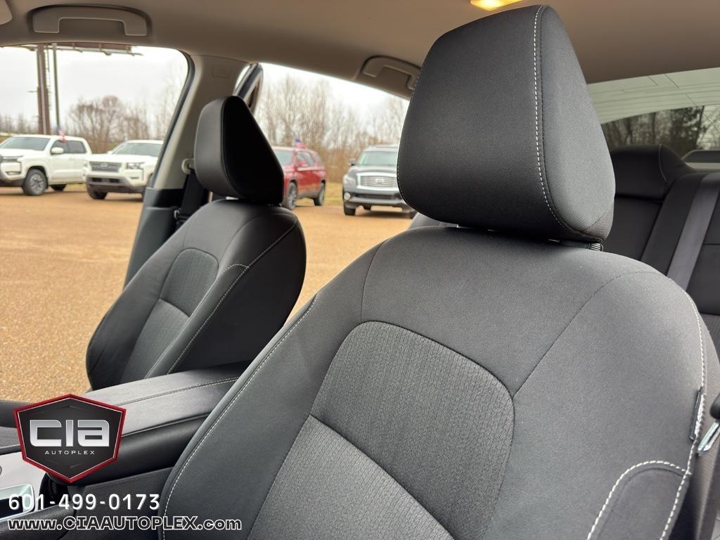 Nissan Altima 2.5 SV Sedan 2021