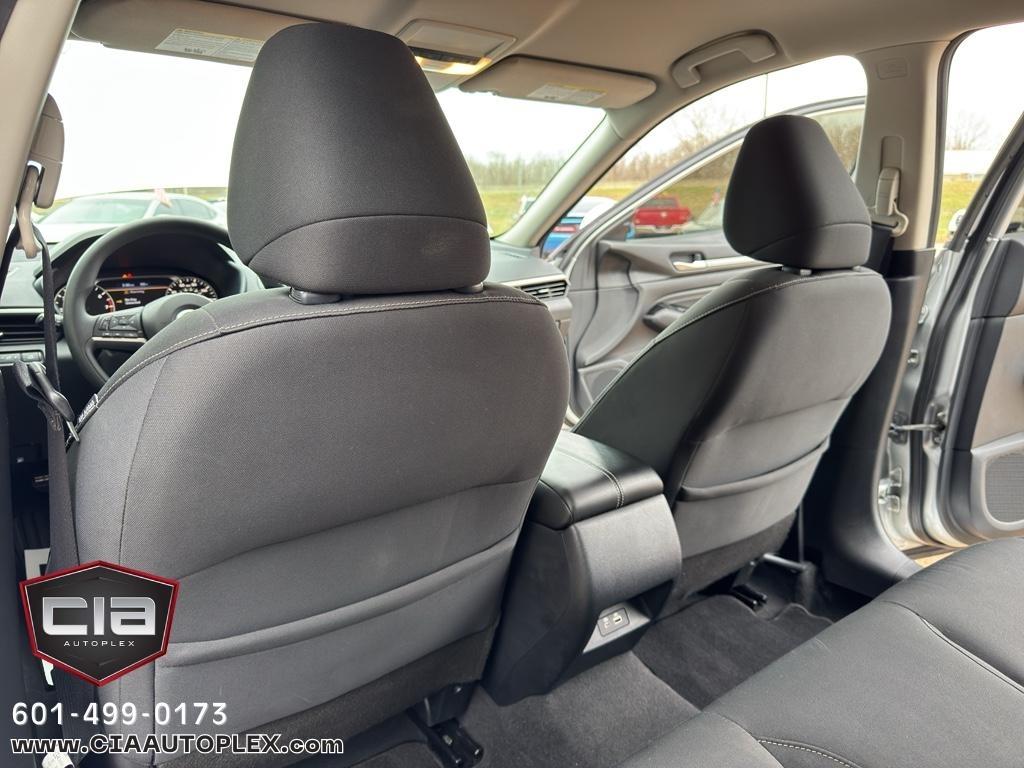 Nissan Altima 2.5 SV Sedan 2021