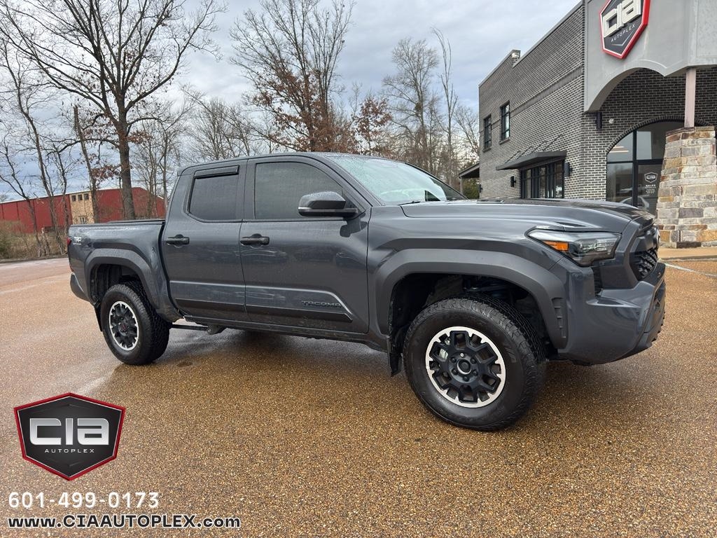 2024 Toyota Tacoma 4WD TRD Sport Double Cab 5' Bed MT (Natl)