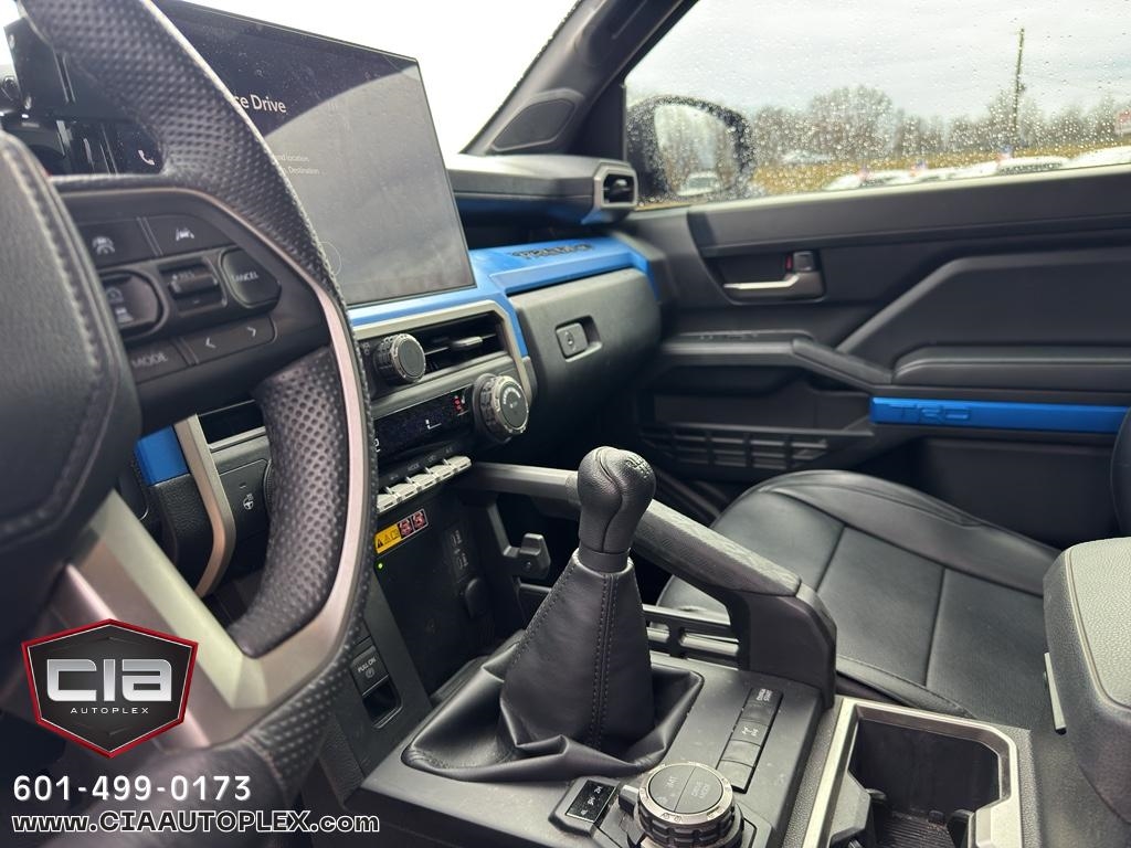 Toyota Tacoma 4WD TRD Sport Double Cab 5' Bed MT (Natl) 2024