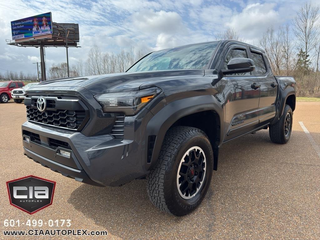 Toyota Tacoma 4WD TRD Sport Double Cab 5' Bed MT (Natl) 2024