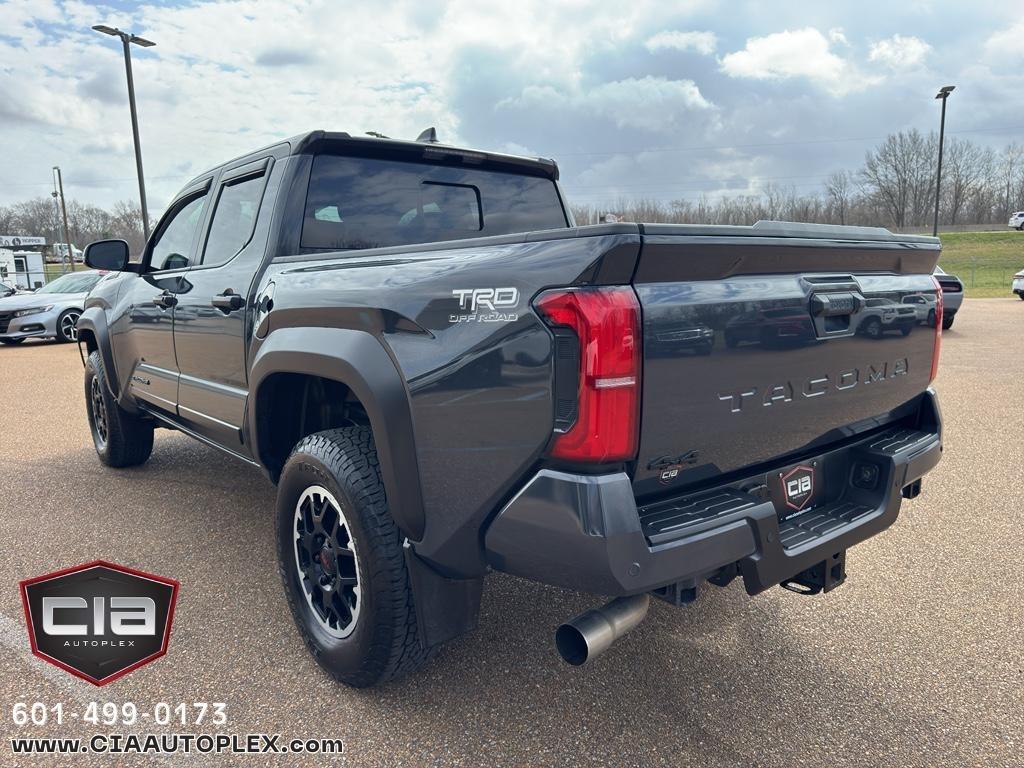 Toyota Tacoma 4WD TRD Sport Double Cab 5' Bed MT (Natl) 2024