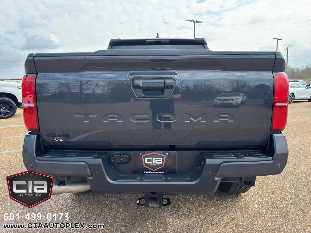 Toyota Tacoma 4WD TRD Sport Double Cab 5' Bed MT (Natl) 2024