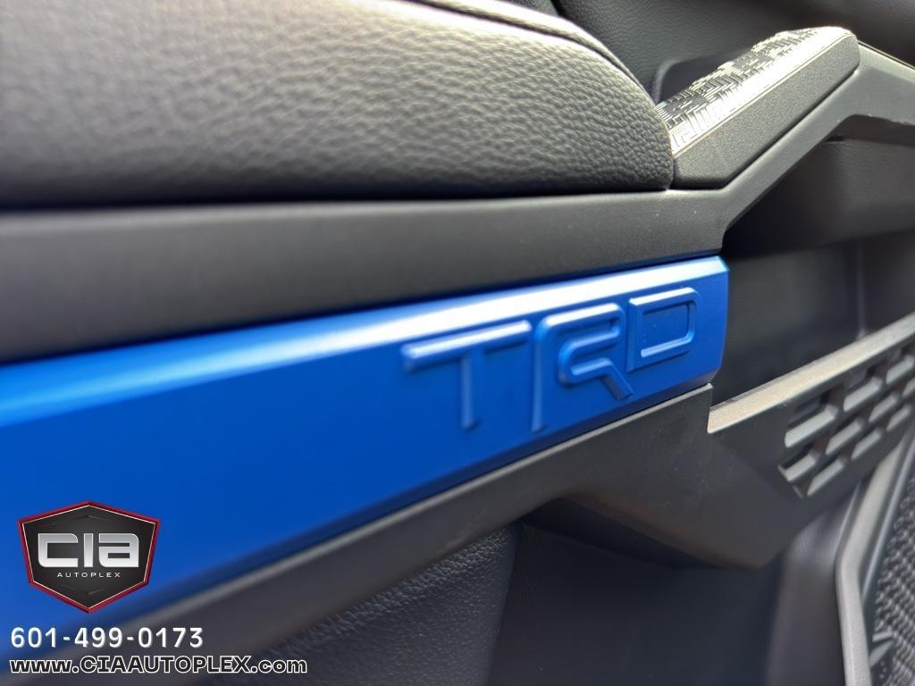 Toyota Tacoma 4WD TRD Sport Double Cab 5' Bed MT (Natl) 2024