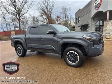 2024 Toyota Tacoma 4WD TRD Sport Double Cab 5' Bed MT (Natl)