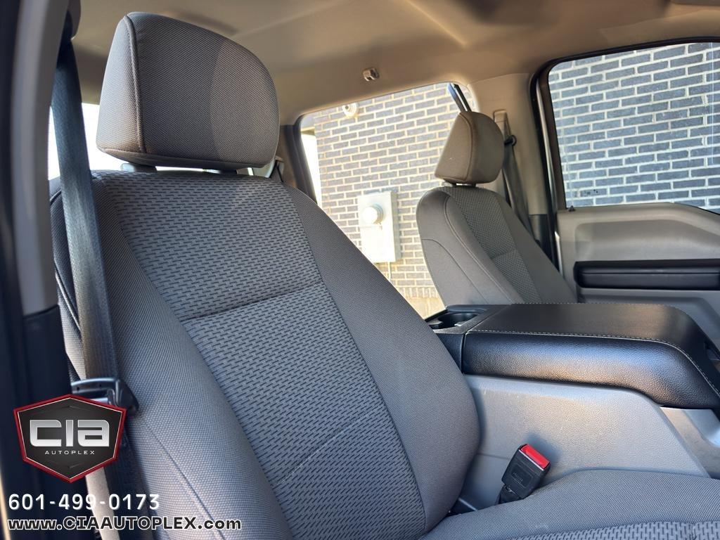 Ford Super Duty F-350 SRW XLT 4WD SuperCab 6.75' Box 2022