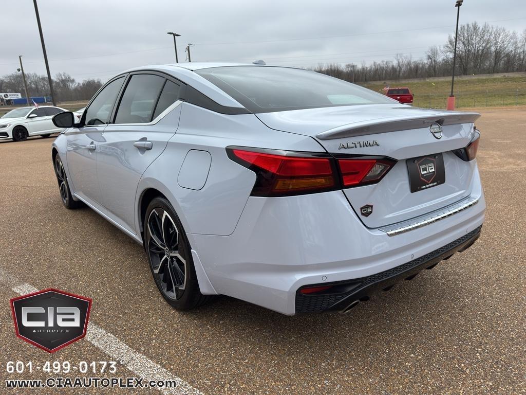 Nissan Altima 2.5 SR Sedan 2023