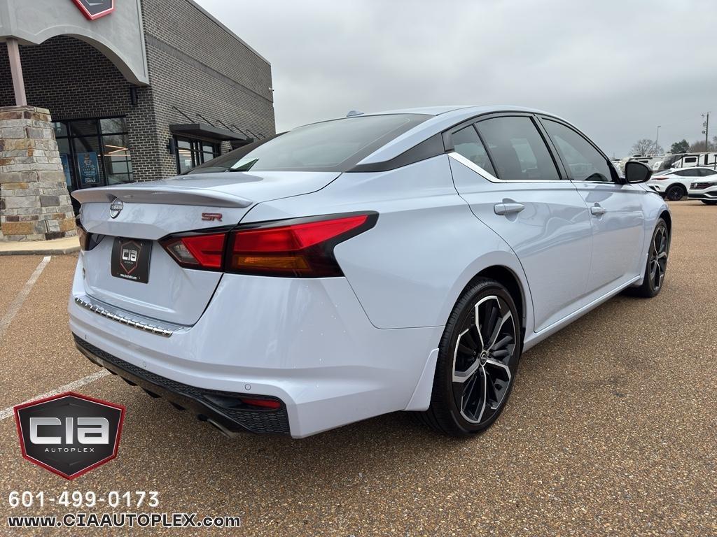 Nissan Altima 2.5 SR Sedan 2023