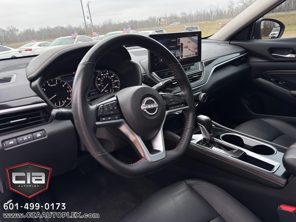 Nissan Altima 2.5 SR Sedan 2023