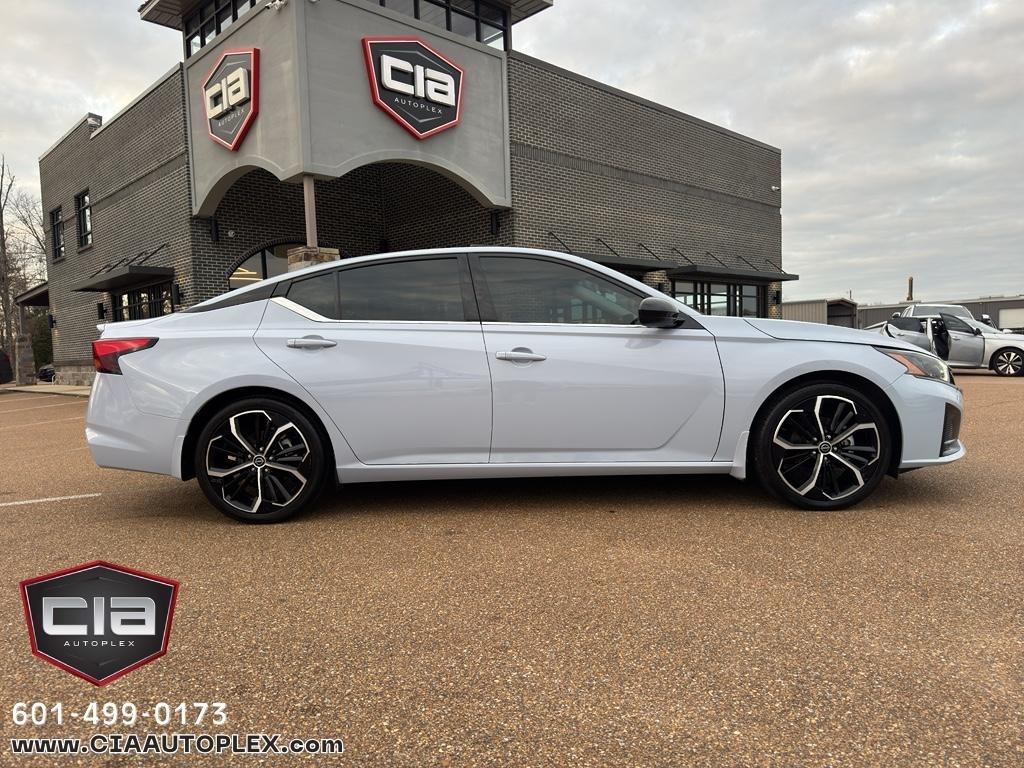 Nissan Altima 2.5 SR Sedan 2023