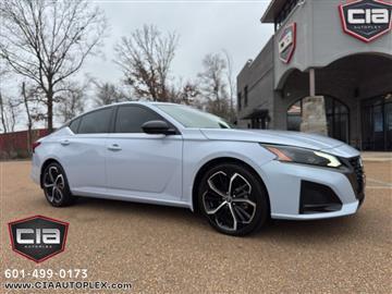 2023 Nissan Altima 2.5 SR Sedan