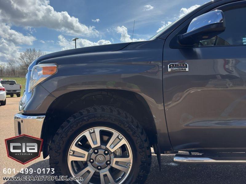 Toyota Tundra 4WD 1794 Edition CrewMax 6.5' Bed 3.5L (Natl) 2017