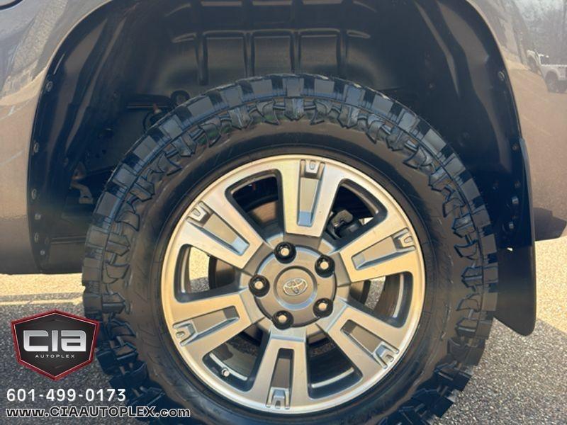 Toyota Tundra 4WD 1794 Edition CrewMax 6.5' Bed 3.5L (Natl) 2017