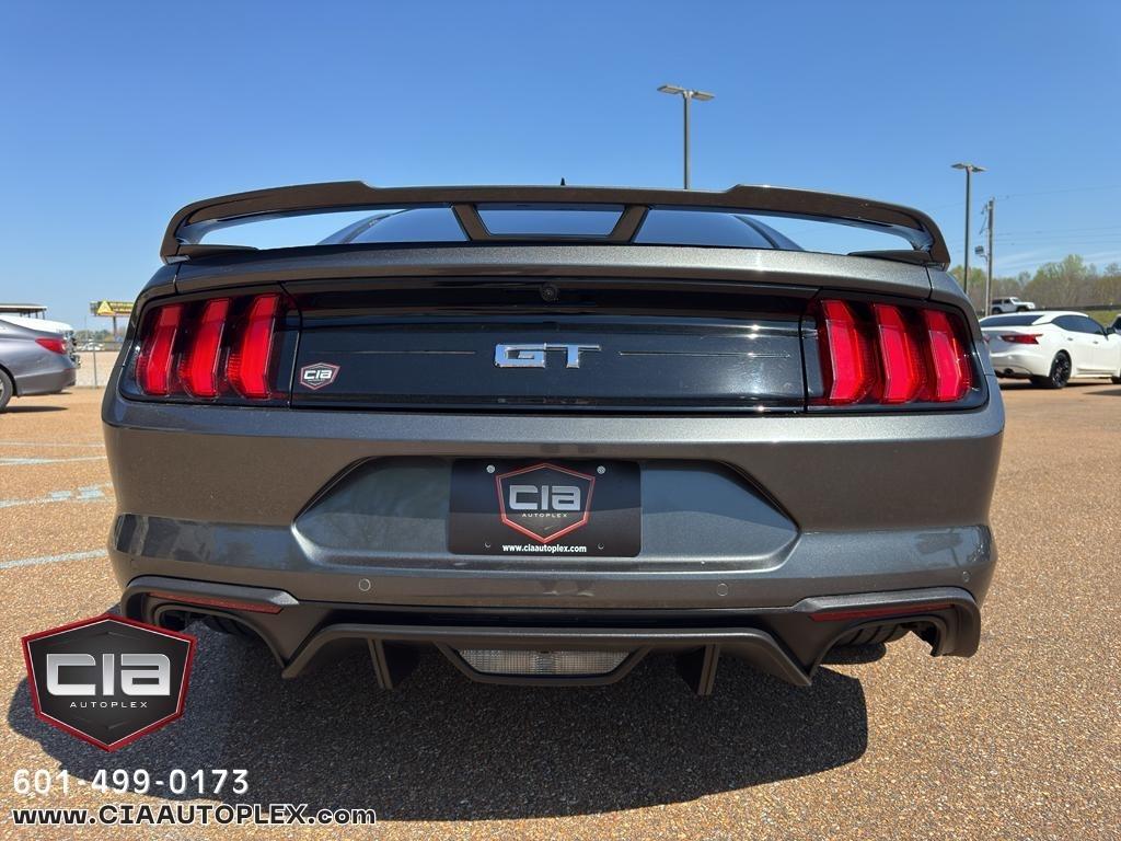 Ford Mustang GT Fastback 2020