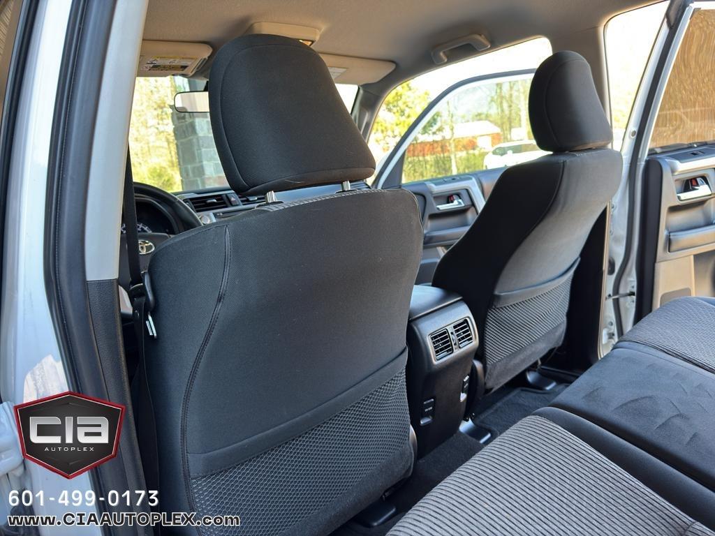 Toyota 4Runner TRD Off Road Premium 4WD (Natl) 2019