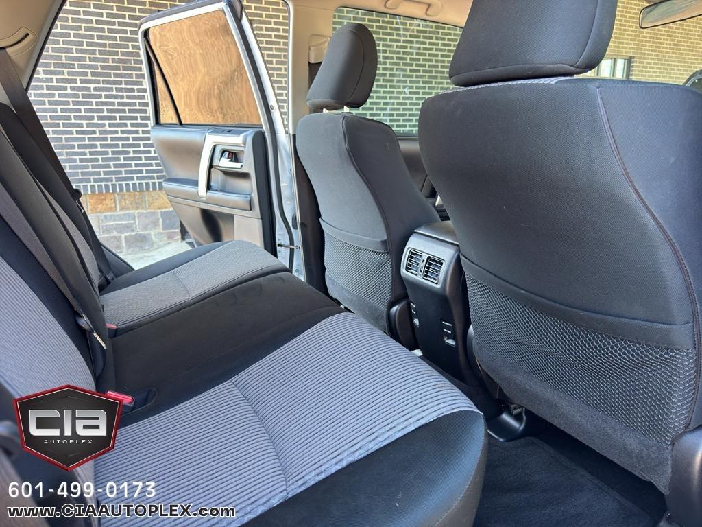 Toyota 4Runner TRD Off Road Premium 4WD (Natl) 2019