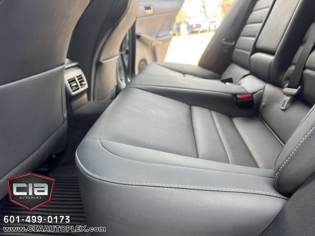 Lexus IS IS 350 F Sport RWD 2022