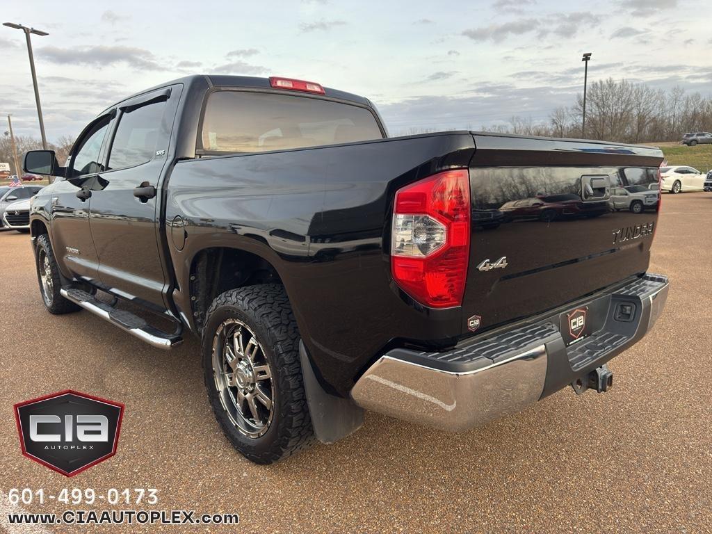 Toyota Tundra 4WD Truck CrewMax 5.7L FFV V8 6-Spd AT SR5 (Natl) 2014