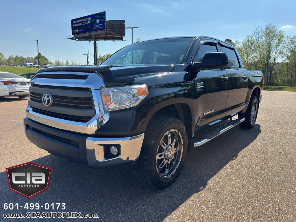 Toyota Tundra 4WD Truck CrewMax 5.7L FFV V8 6-Spd AT SR5 (Natl) 2014