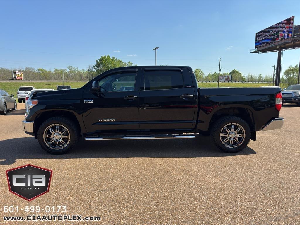 Toyota Tundra 4WD Truck CrewMax 5.7L FFV V8 6-Spd AT SR5 (Natl) 2014