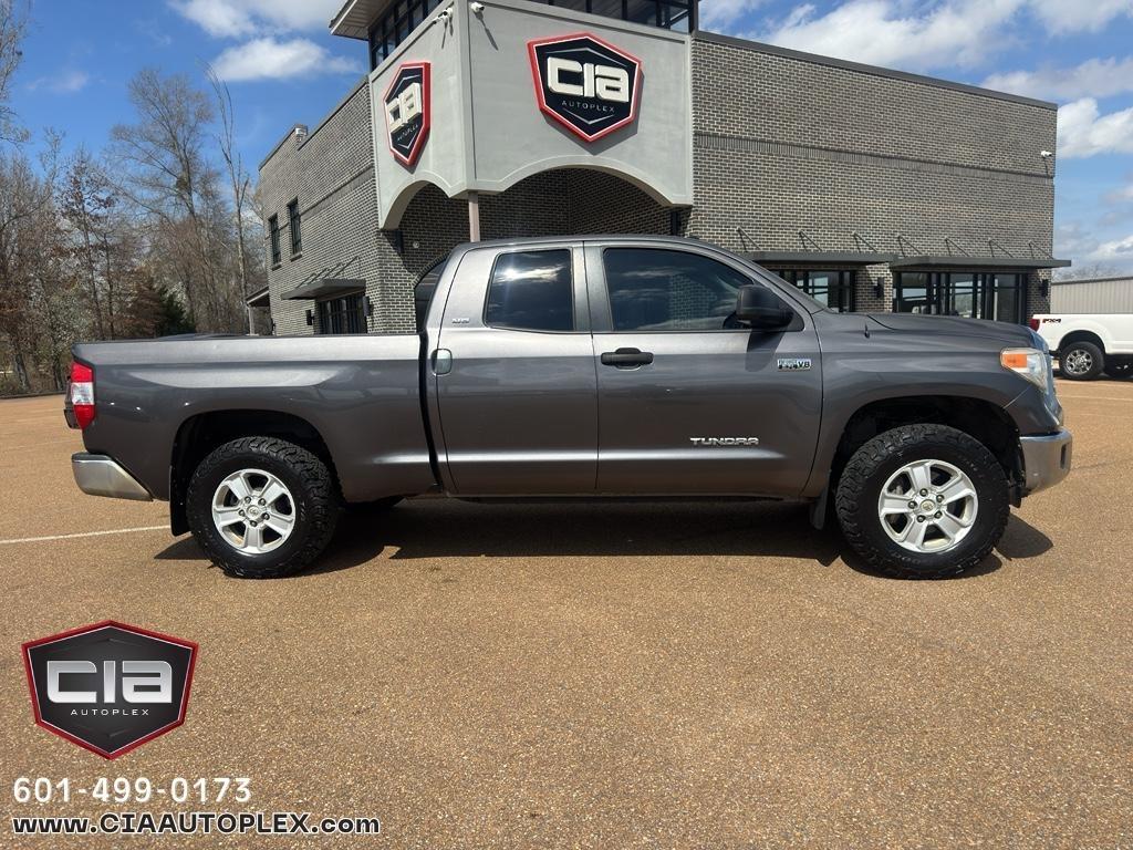Toyota Tundra 2WD Truck Double Cab 5.7L FFV V8 6-Spd AT SR5 (Natl) 2016