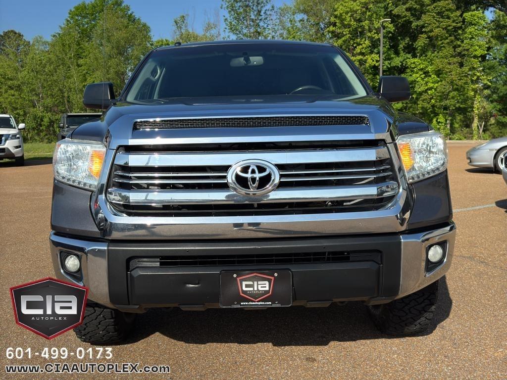 Toyota Tundra 2WD Truck Double Cab 5.7L FFV V8 6-Spd AT SR5 (Natl) 2016