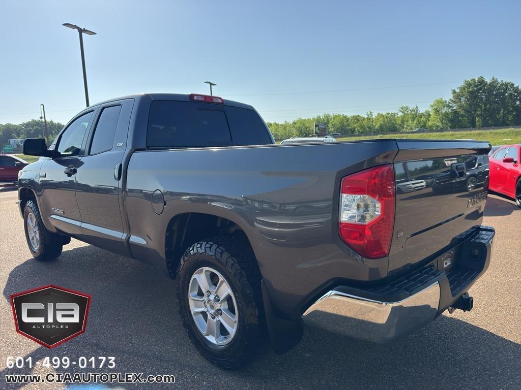 Toyota Tundra 2WD Truck Double Cab 5.7L FFV V8 6-Spd AT SR5 (Natl) 2016