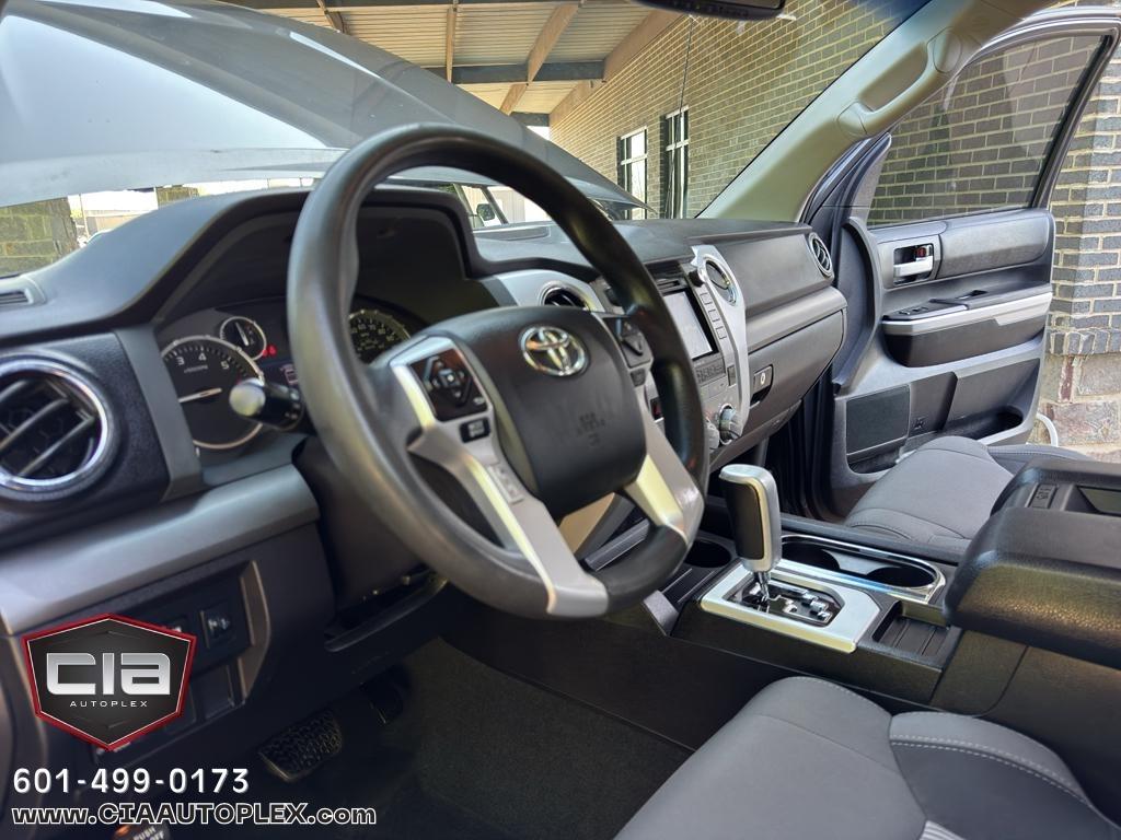 Toyota Tundra 2WD Truck Double Cab 5.7L FFV V8 6-Spd AT SR5 (Natl) 2016