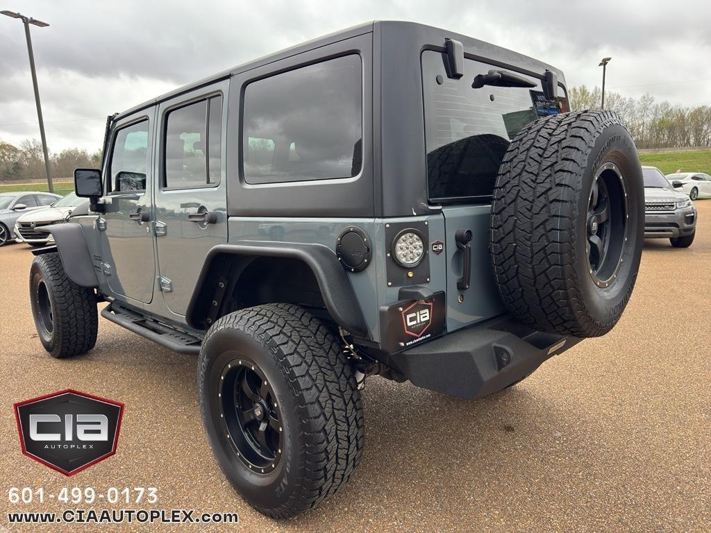 Jeep Wrangler Unlimited 4WD 4dr Sport 2015