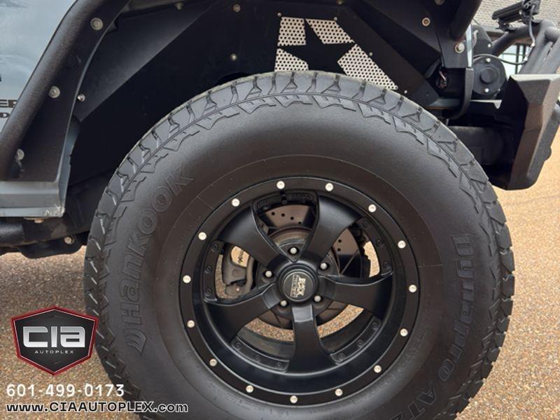 Jeep Wrangler Unlimited 4WD 4dr Sport 2015