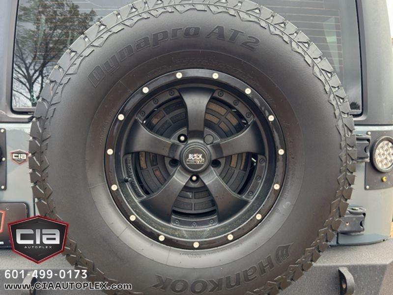 Jeep Wrangler Unlimited 4WD 4dr Sport 2015