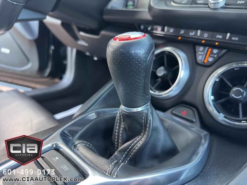 Chevrolet Camaro 2dr Cpe 2SS 2017