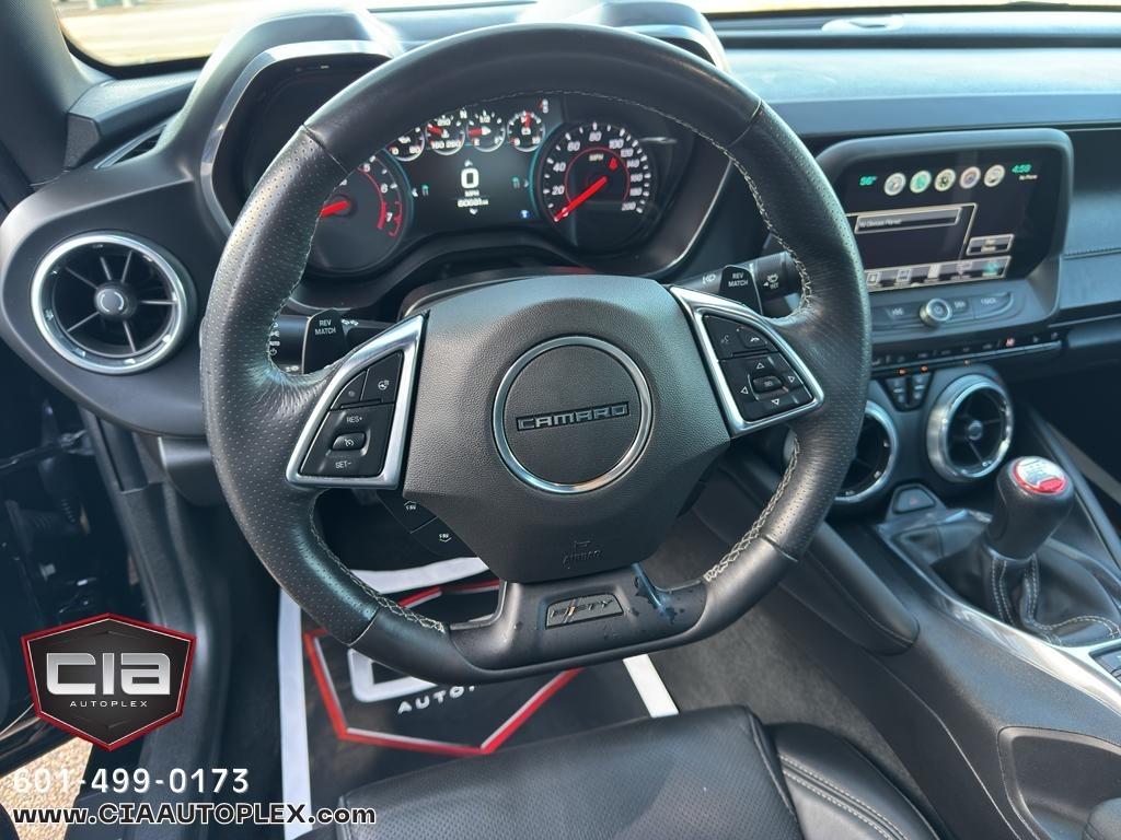 Chevrolet Camaro 2dr Cpe 2SS 2017