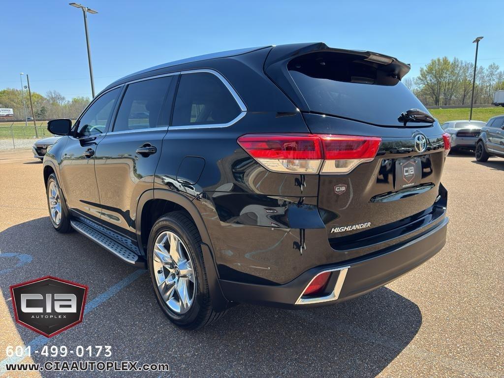 Toyota Highlander Limited V6 FWD (Natl) 2018