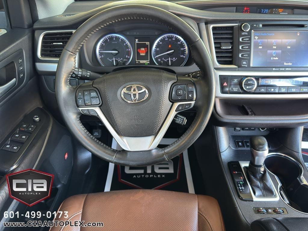 Toyota Highlander Limited V6 FWD (Natl) 2018